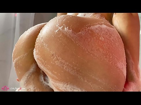 ❤️ Brunetka masturbuje kundičku s vibrátorom až do intenzívneho orgazmu v sprche ❌ Super porno na sk.seecamsus.top